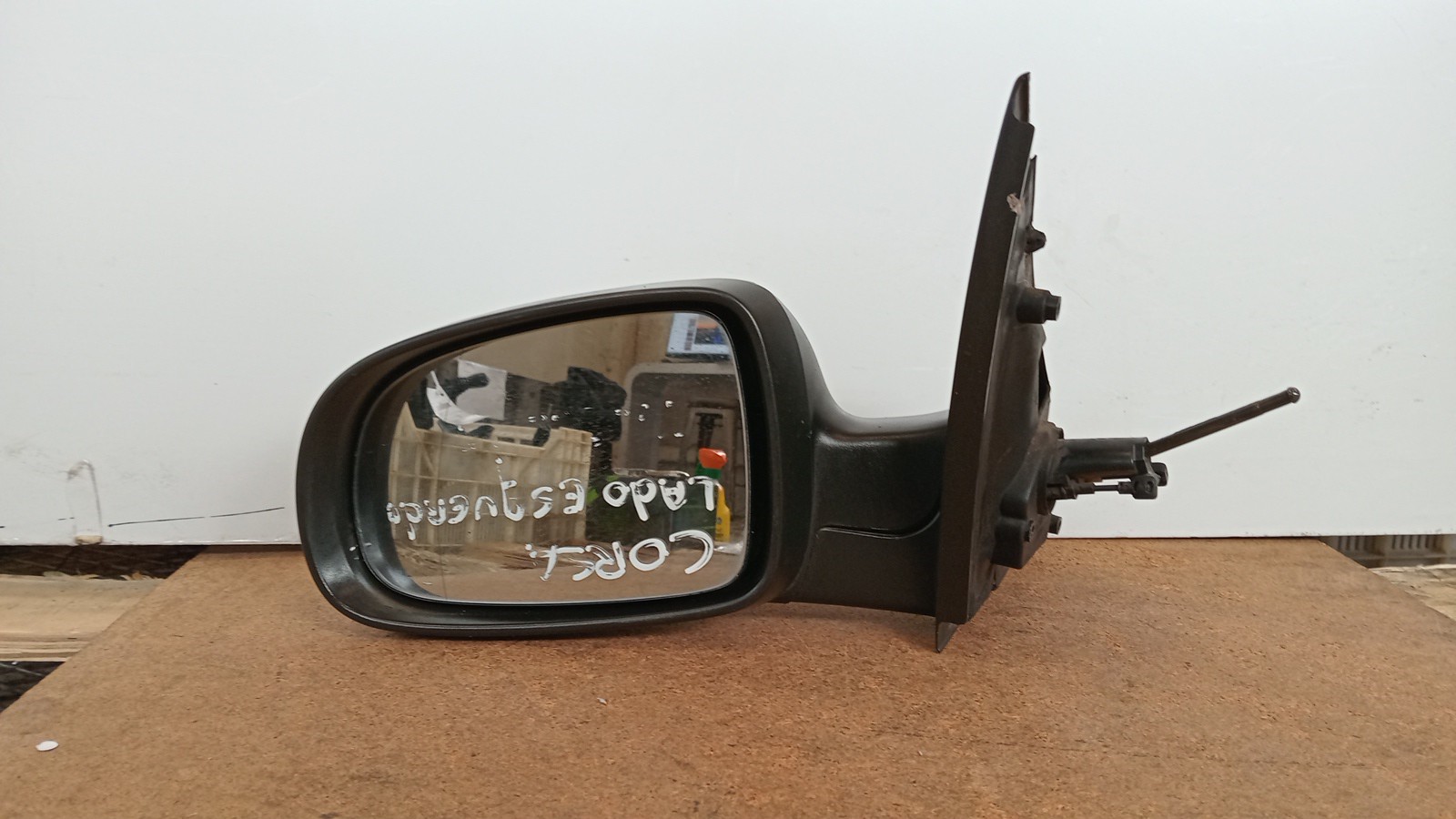 Espelho Retrovisor Esq OPEL CORSA C  de 2000 a 2009