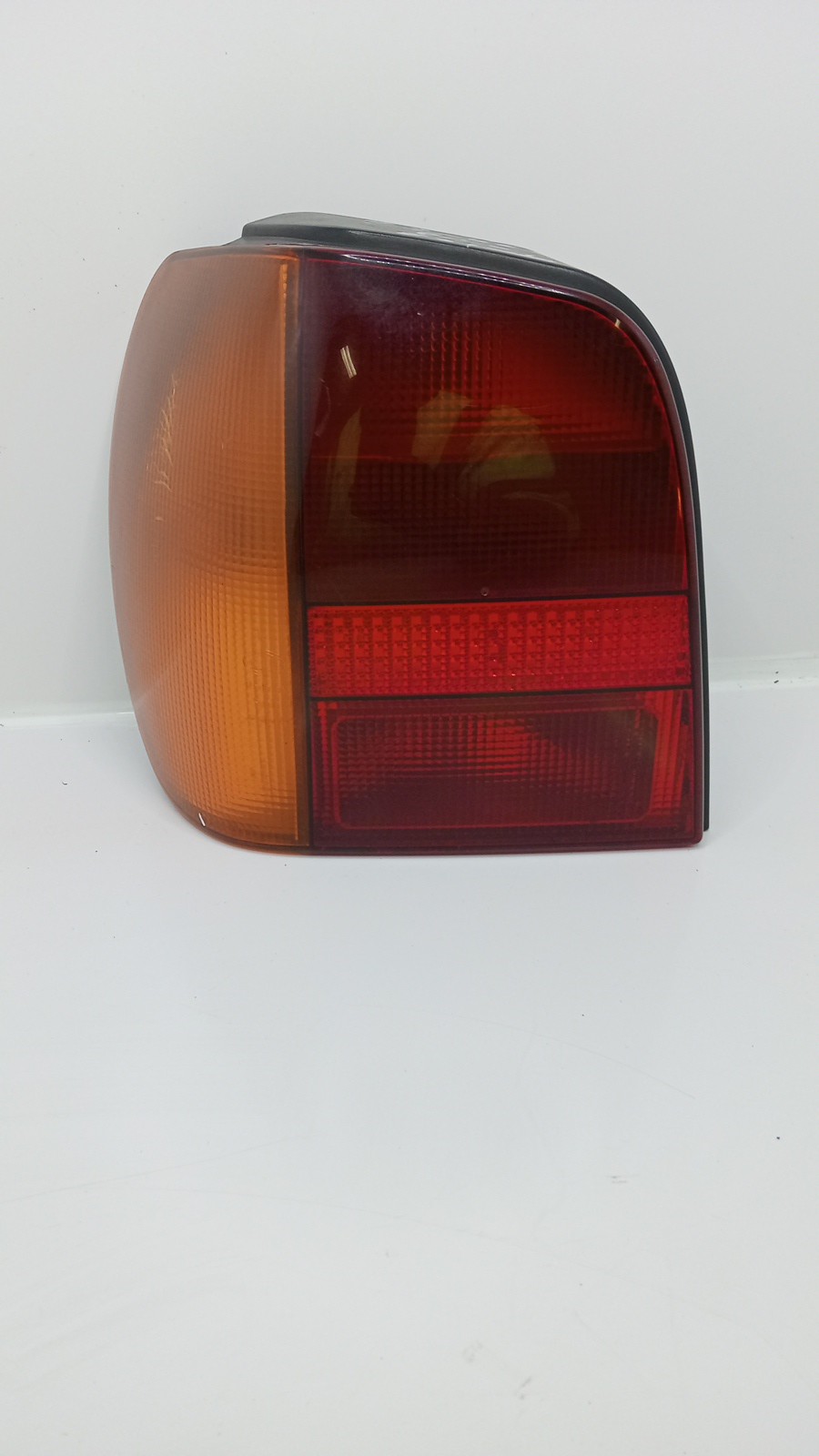 Farolim Stop Esq VOLKSWAGEN POLO  de 1994 a 1999