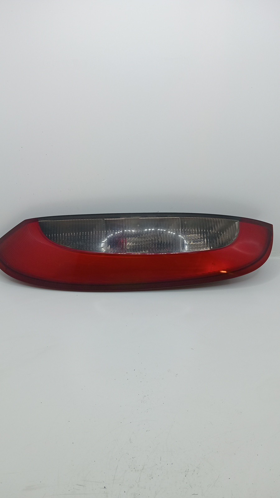 Farolim Stop Esq OPEL CORSA C  de 2000 a 2009