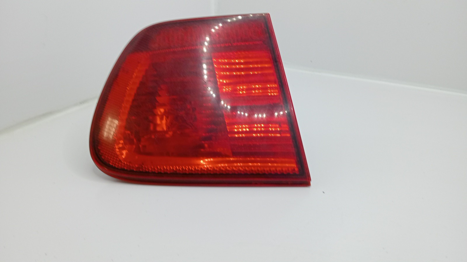 Farolim da Mala ESQ SEAT IBIZA II  de 1993 a 2002
