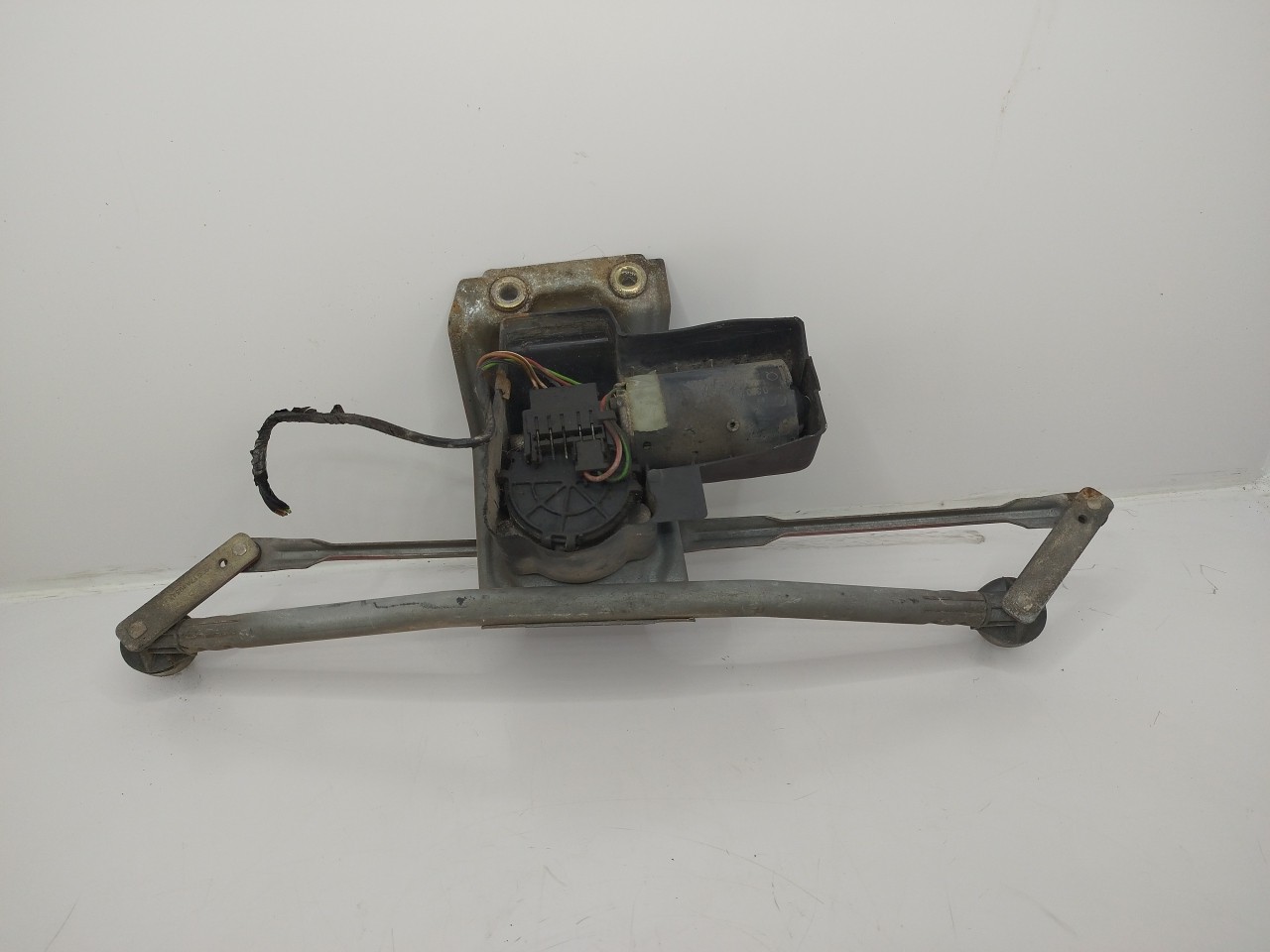 Motor Limpa Vidros FT FORD FIESTA III  de 1989 a 1997