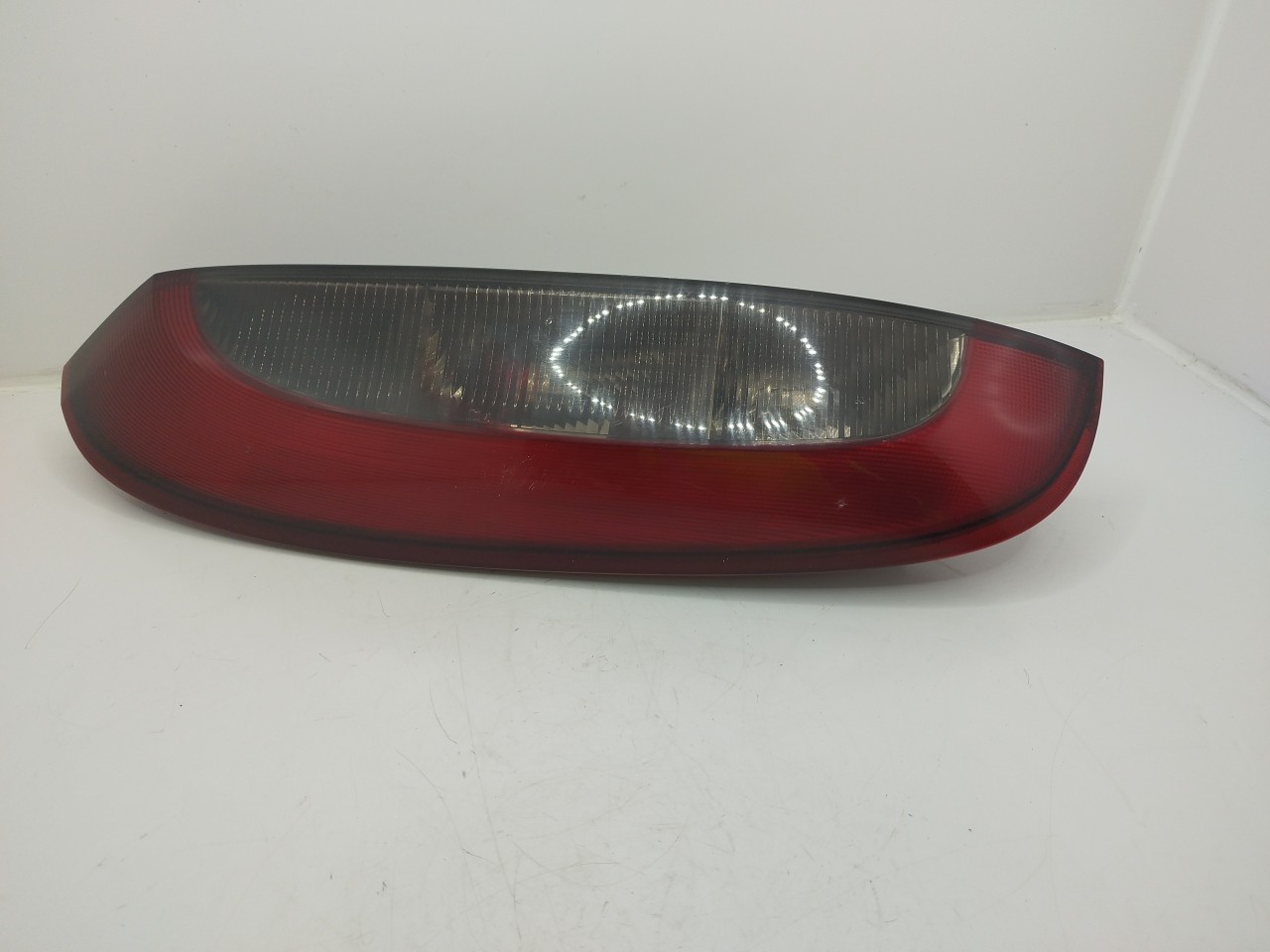 Farolim Stop Esq OPEL CORSA C  de 2000 a 2009