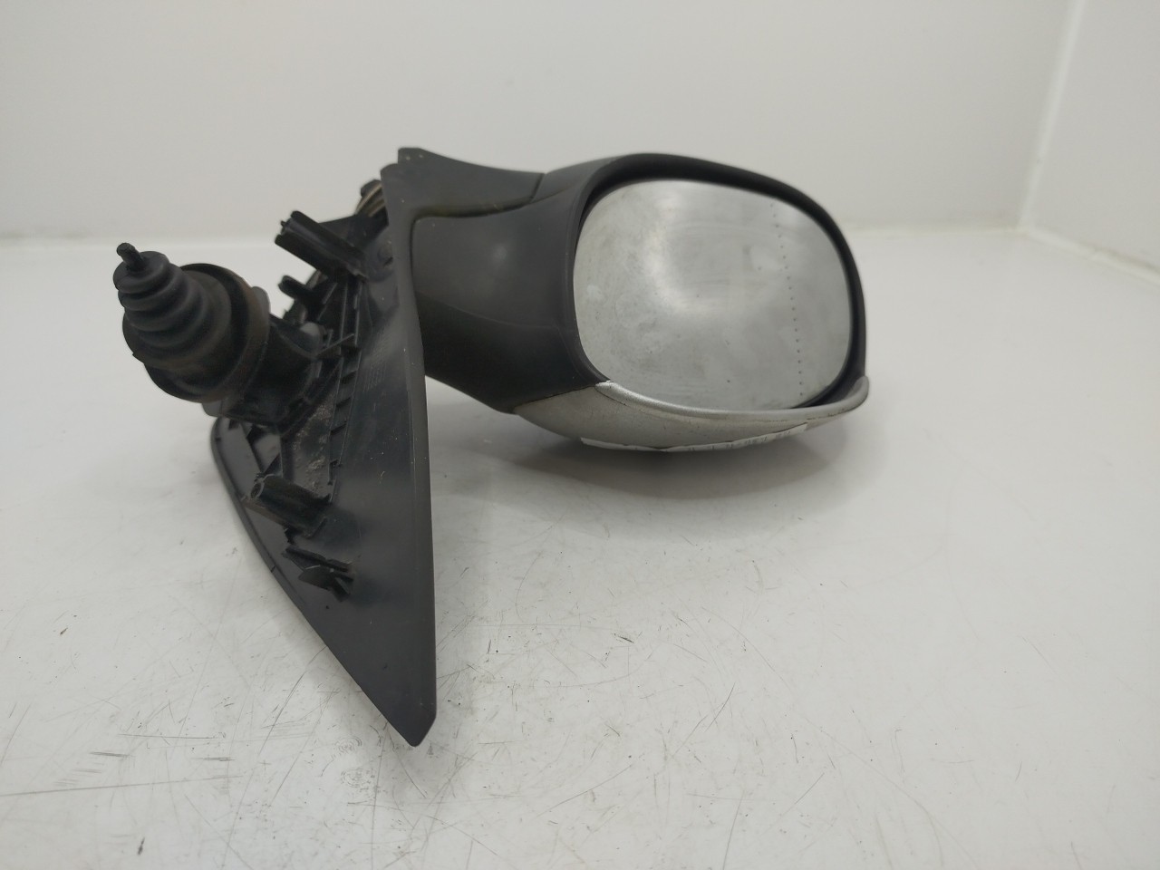 Espelho Retrovisor Esq PEUGEOT 206 Hatchback  de 1998 a 2012