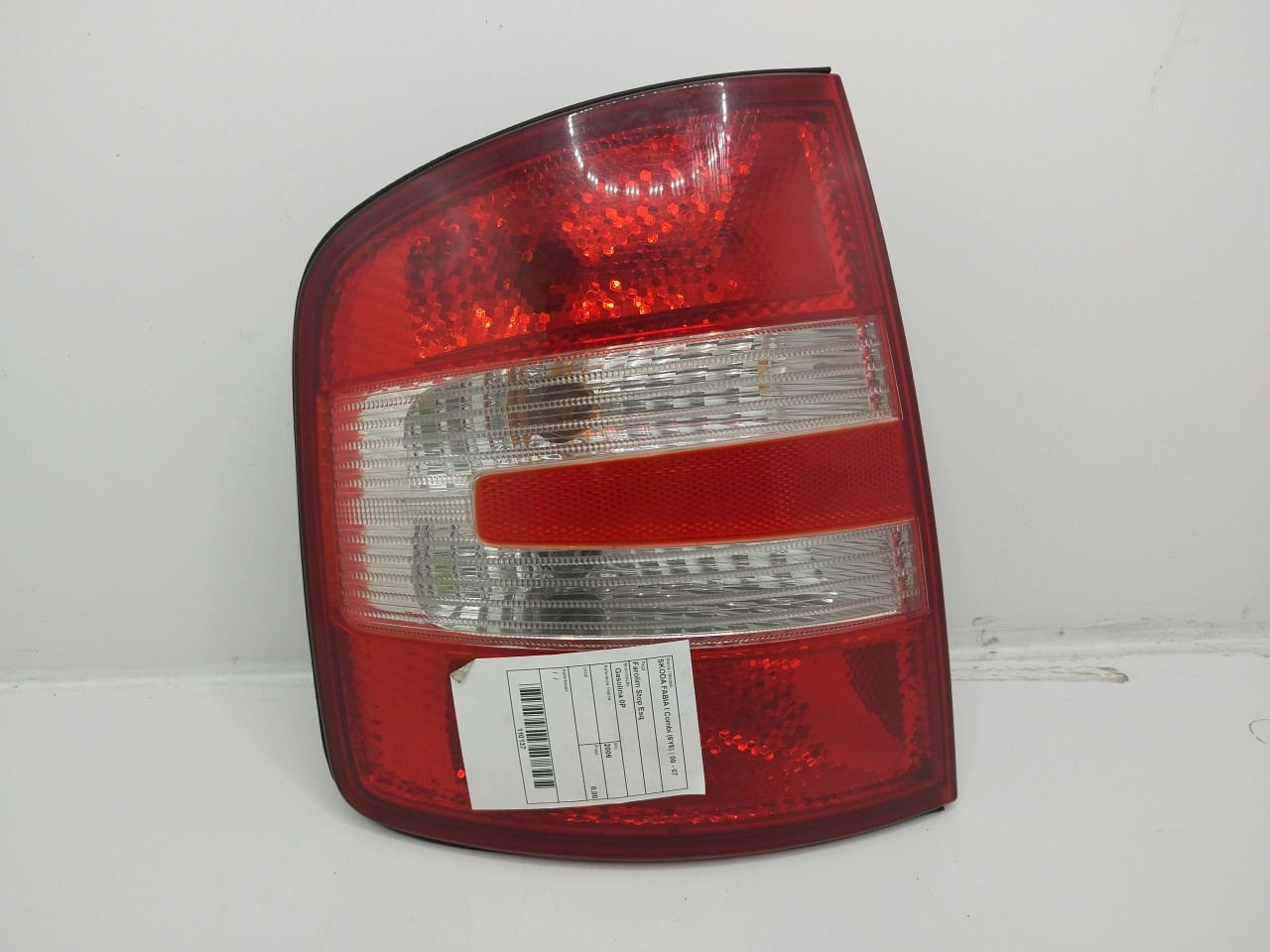 Farolim Stop Esq SKODA FABIA I Combi  de 2000 a 2007