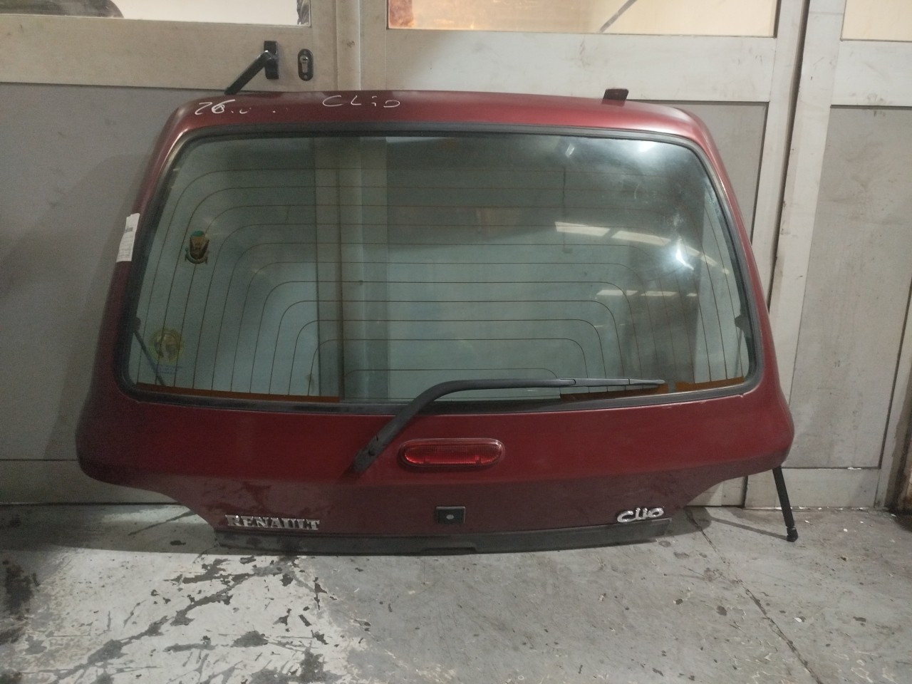 Porta da Mala RENAULT CLIO I  de 1990 a 1998