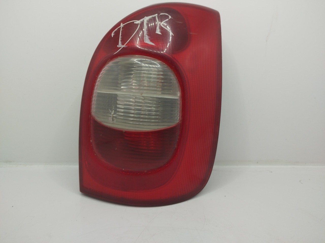 Farolim Stop Dto CITROEN XSARA PICASSO  de 1999 a 2012