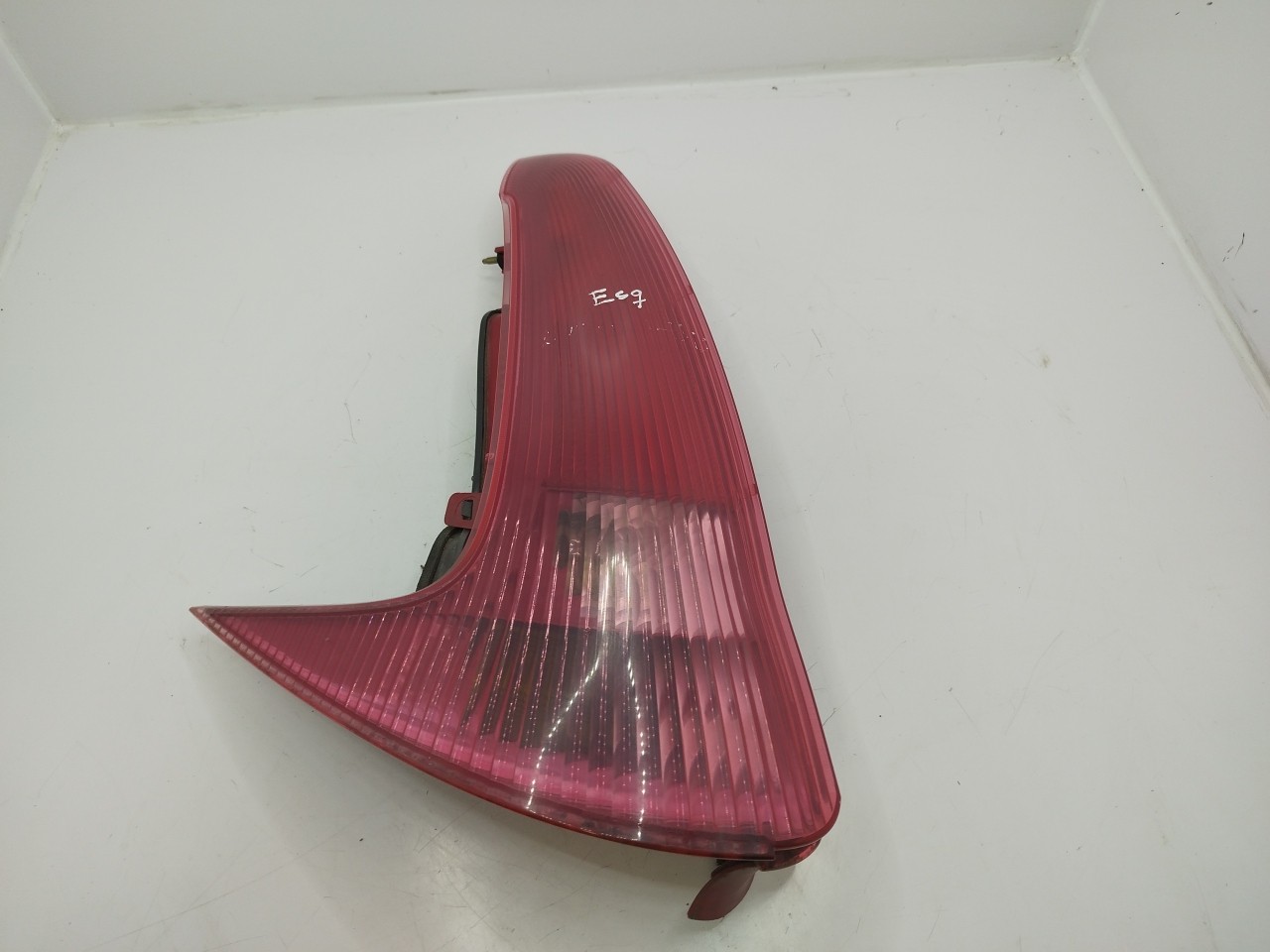 Farolim Stop Esq PEUGEOT 206 SW  de 2002 a 0