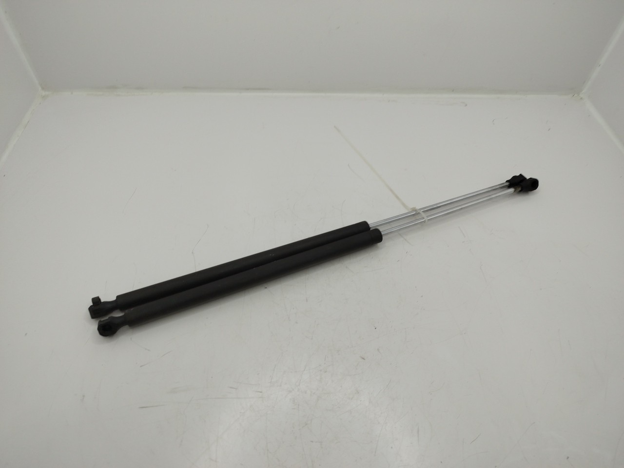 Amortecedor porta da mala CITROEN SAXO  de 1996 a 2004