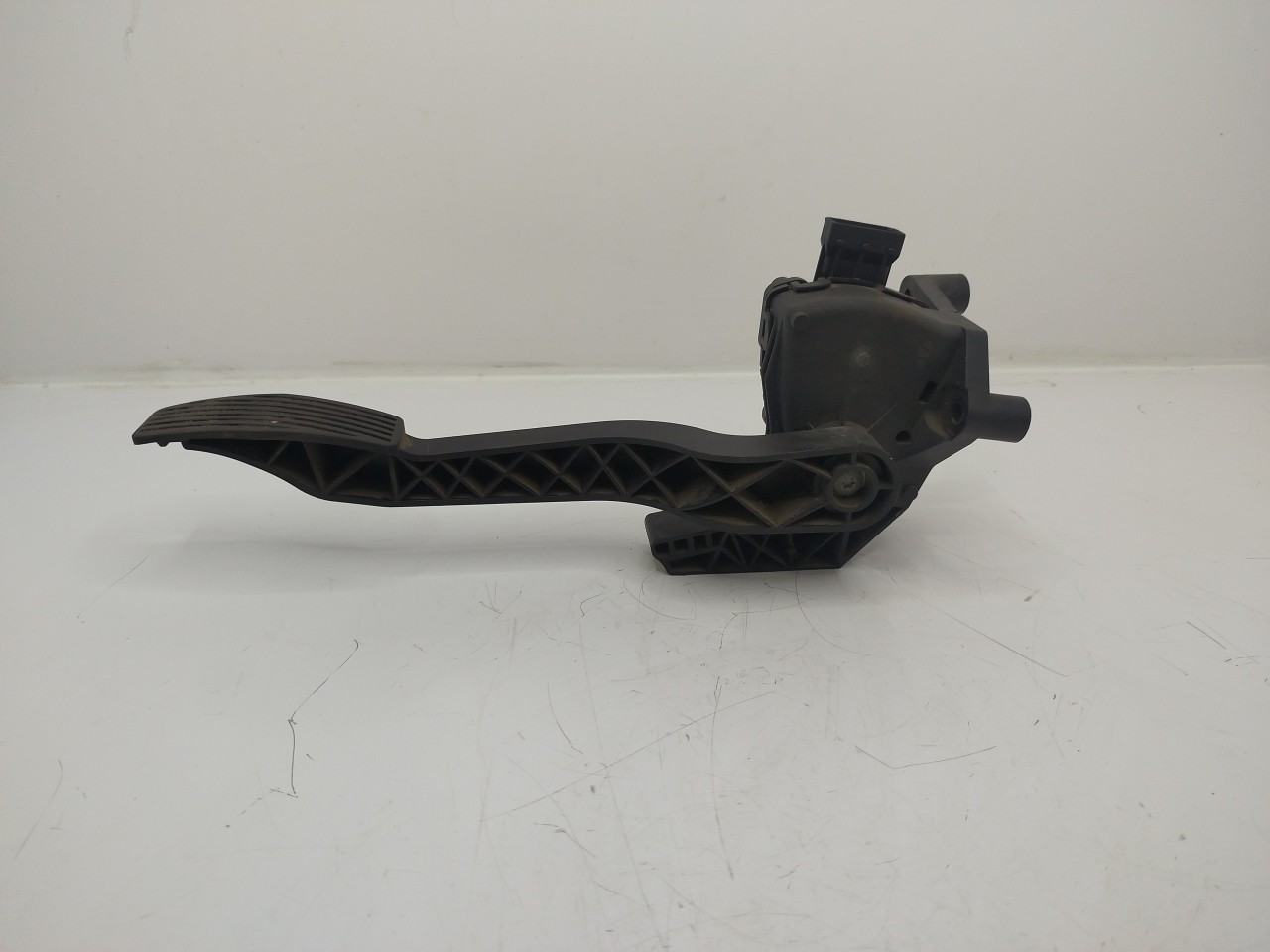 PEDAL ACELERADOR  OPEL CORSA C  de 2000 a 2009