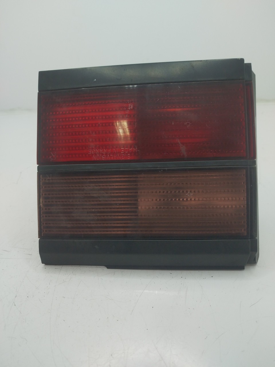 Farolim da Mala ESQ VOLKSWAGEN PASSAT Variant  de 1988 a 1997