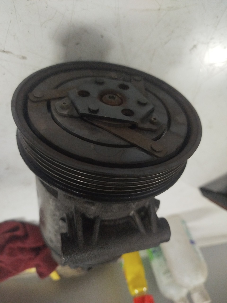 Compressor do Ar condicionado RENAULT SCÉNIC II  de 2003 a 2010
