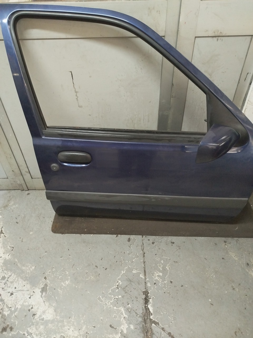 Porta Frente Dto FORD FIESTA IV  de 1995 a 2002