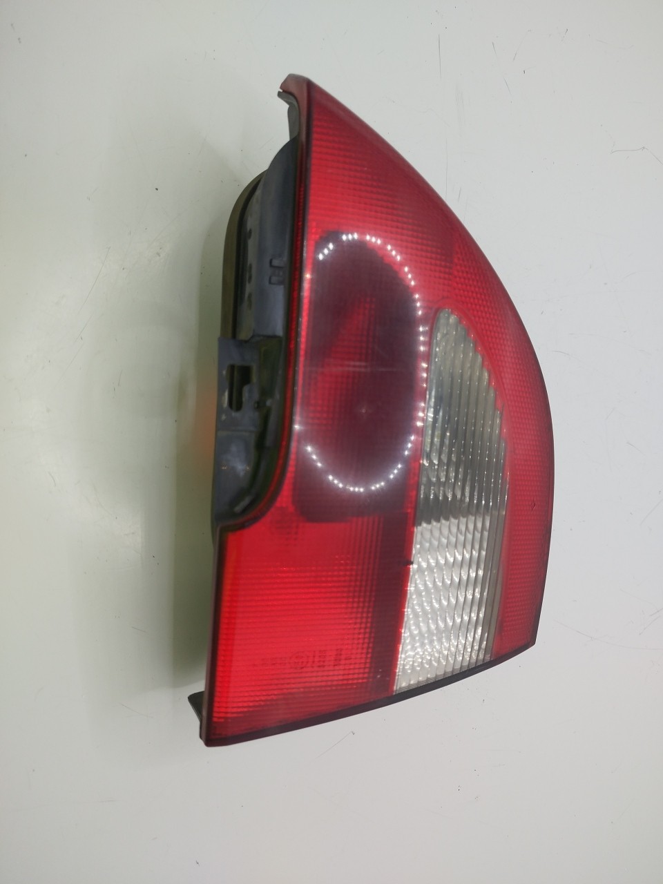 Farolim Stop Esq RENAULT MEGANE I Classic  de 1996 a 2008