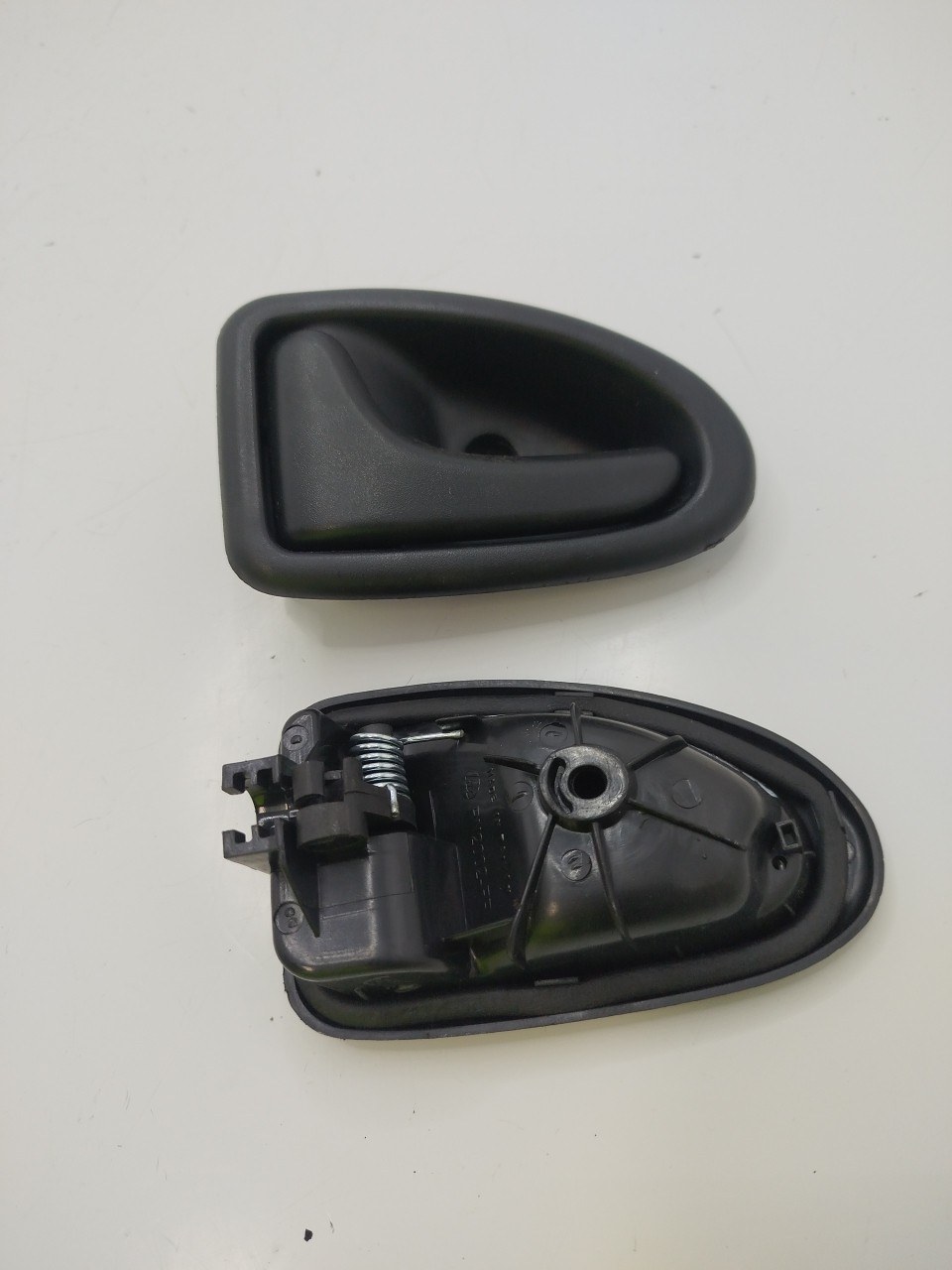 PUCHADOR DE PORTA INTERNO RENAULT MEGANE I Classic  de 1996 a 2008