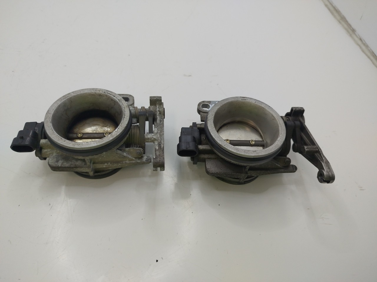 CORPO BORBOLETA  RENAULT MEGANE I Classic  de 1996 a 2008