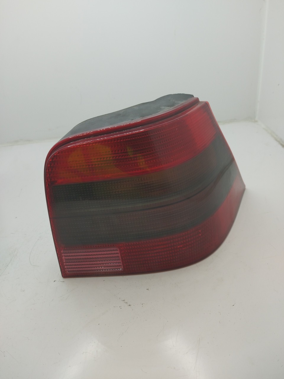 Farolim Stop Dto VOLKSWAGEN GOLF IV  de 1997 a 2007