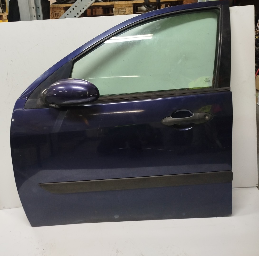 Porta Frente Esq FORD FOCUS Caixa/Combi  de 1998 a 2005