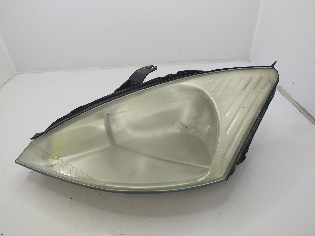 Farol/ Otica Dianteiro ESQ FORD FOCUS Caixa/Combi  de 1998 a 2005