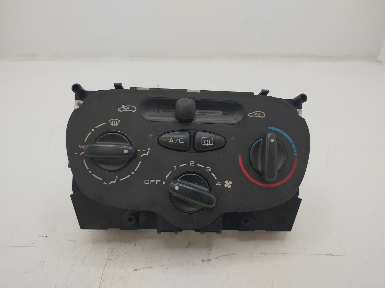 Botões de painel central PEUGEOT 206 Hatchback  de 1998 a 2012
