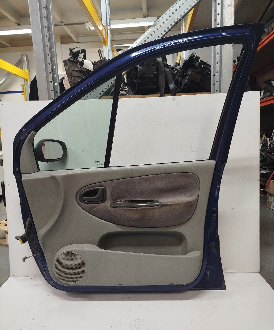 Porta Frente Dto RENAULT MEGANE Scenic  de 1996 a 2001