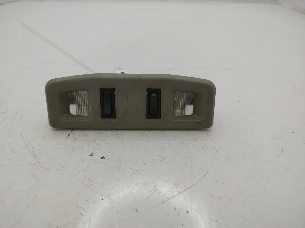 PLAFONIER INTERIOR MITSUBISHI SPACE STAR Veículo multiuso  de 1998 a 2004
