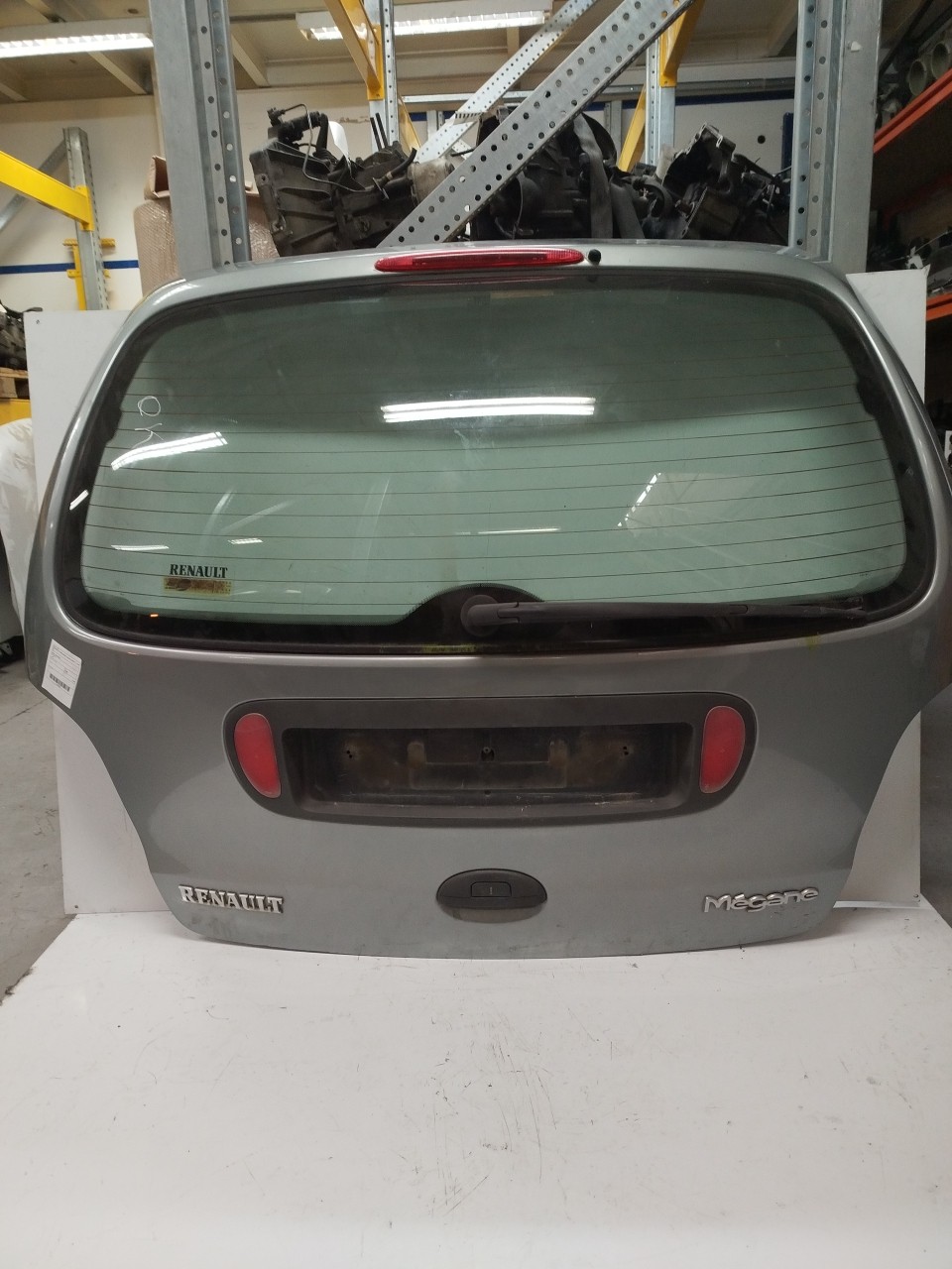 Porta da Mala RENAULT MEGANE Scenic  de 1996 a 2001