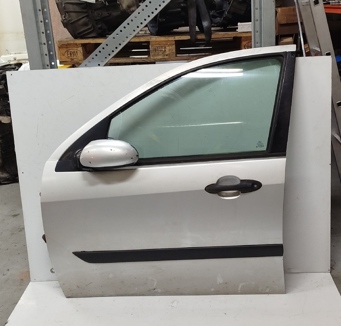Porta Frente Esq FORD FOCUS Caixa/Combi  de 1998 a 2005