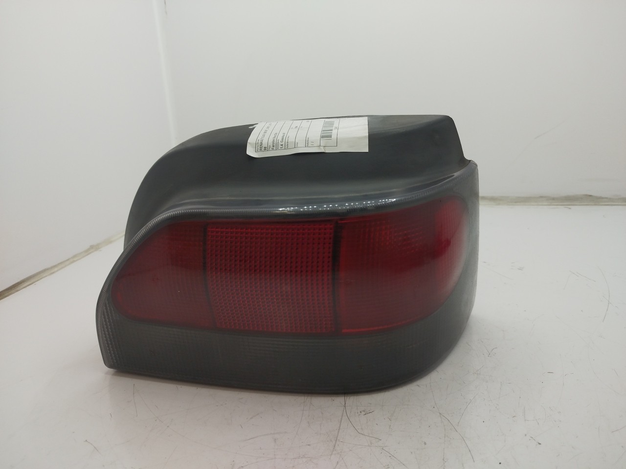 Farolim Stop Dto RENAULT CLIO I  de 1990 a 1998