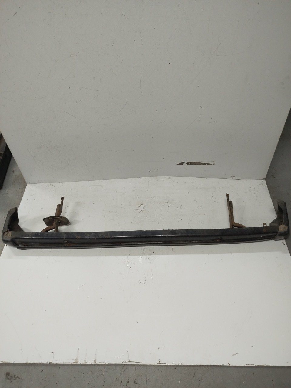 Para Choques TR TOYOTA COROLLA Hatchback  de 1979 a 1983