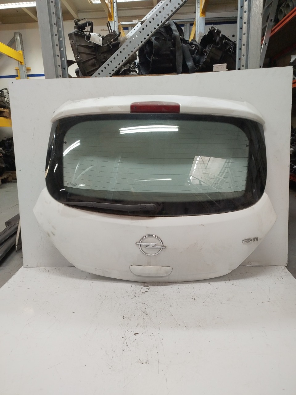 Porta da Mala OPEL CORSA D  de 2006 a 2014