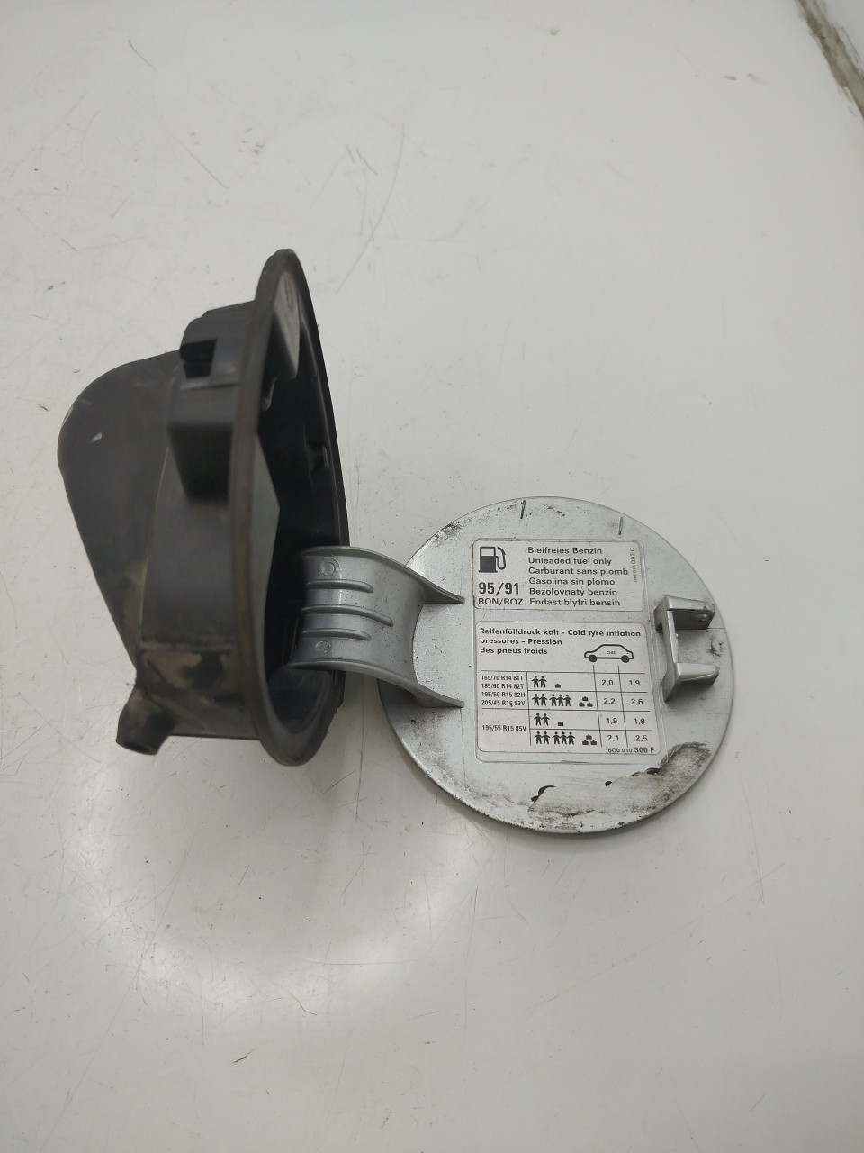 Tampa do combustivel VOLKSWAGEN POLO  de 2001 a 2014