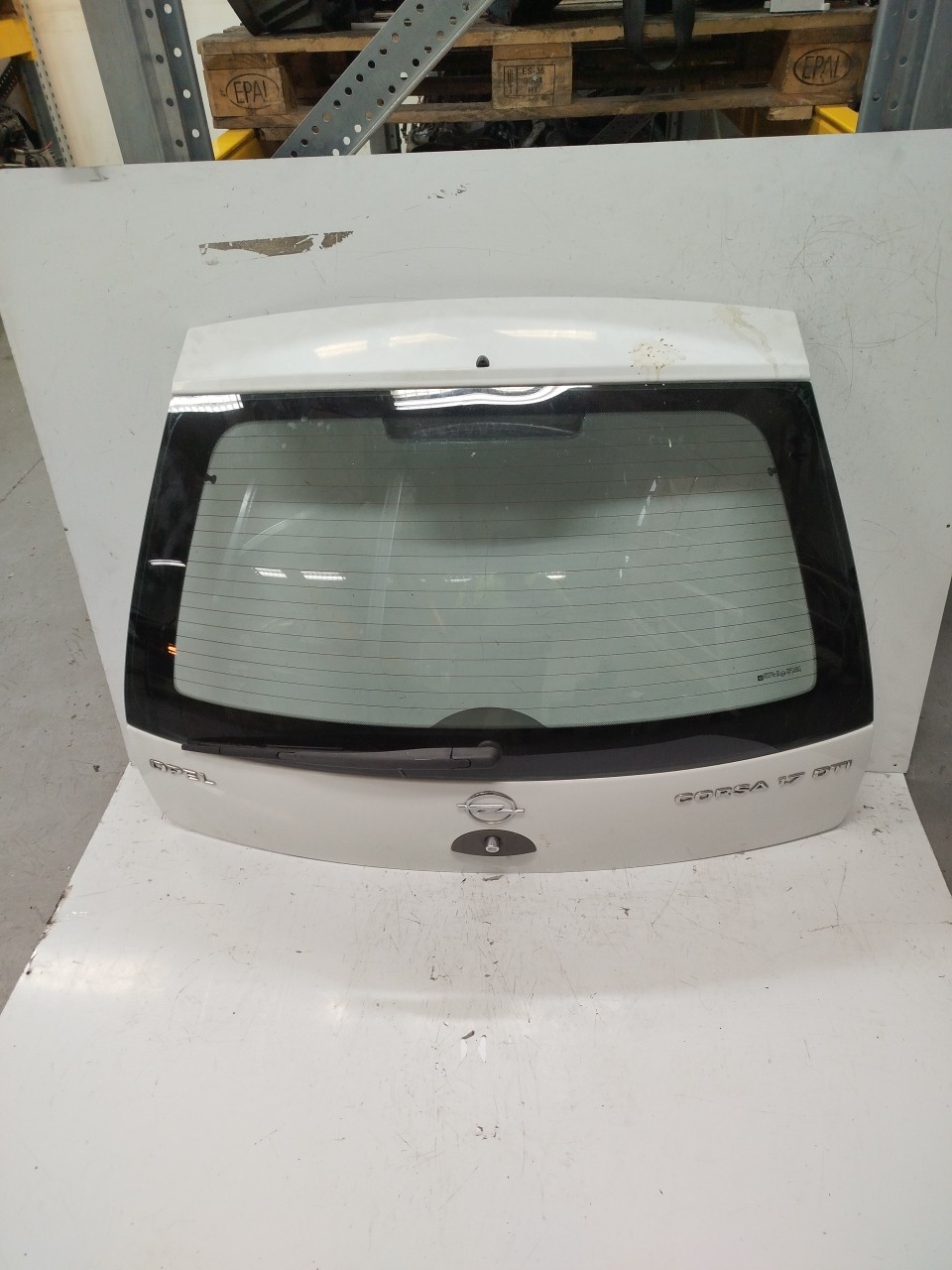 Porta da Mala OPEL CORSA C  de 2000 a 2009
