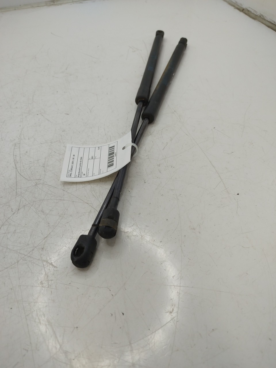 Amortecedor porta da mala OPEL CORSA C  de 2000 a 2009