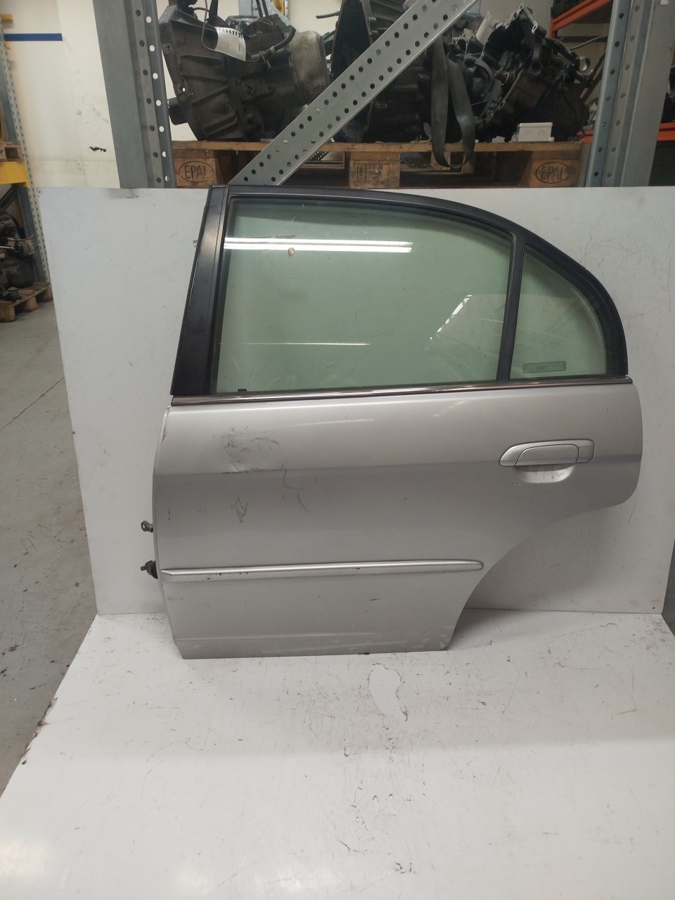 Porta Tras ESQ HONDA CIVIC VII três volumes  de 2000 a 2006