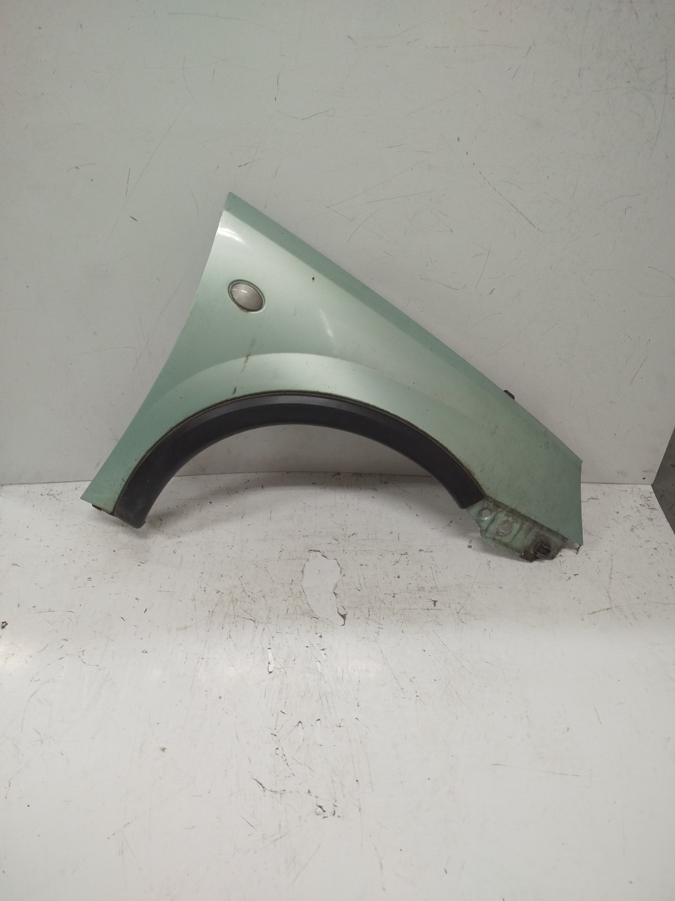 Guarda Lamas Dto OPEL CORSA C  de 2000 a 2009