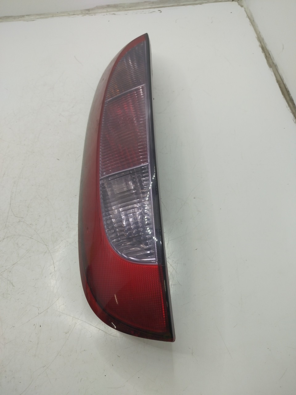 Farolim Stop Esq OPEL CORSA C  de 2000 a 2009