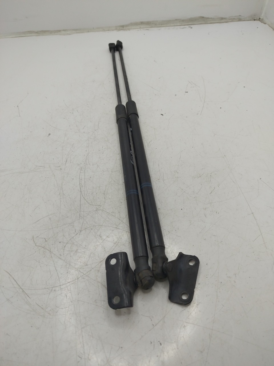 Amortecedor porta da mala OPEL CORSA E  de 2014 a 0