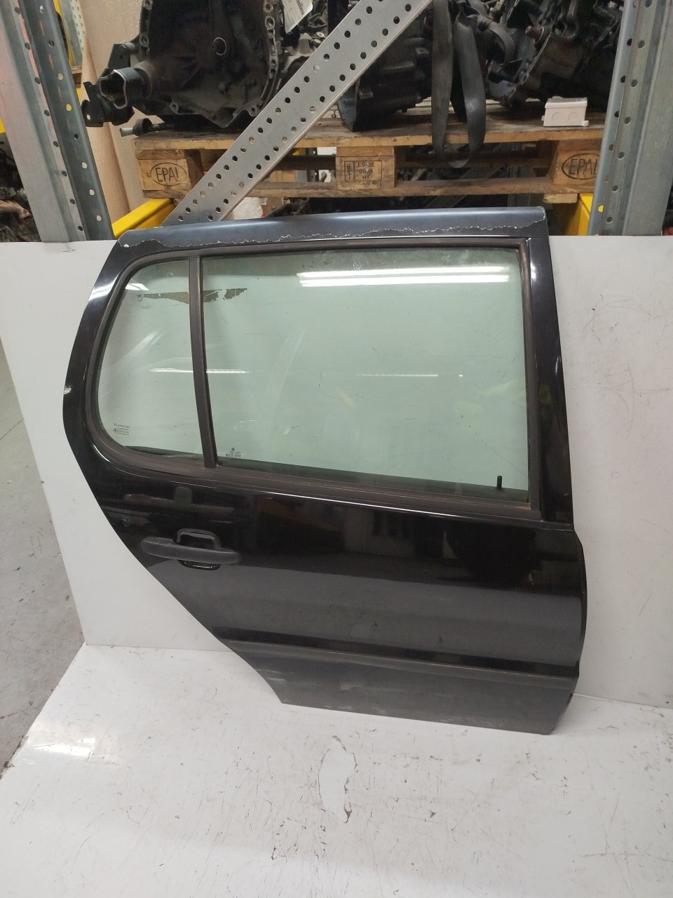 Porta Tras DTO  VOLKSWAGEN POLO  de 1999 a 2001