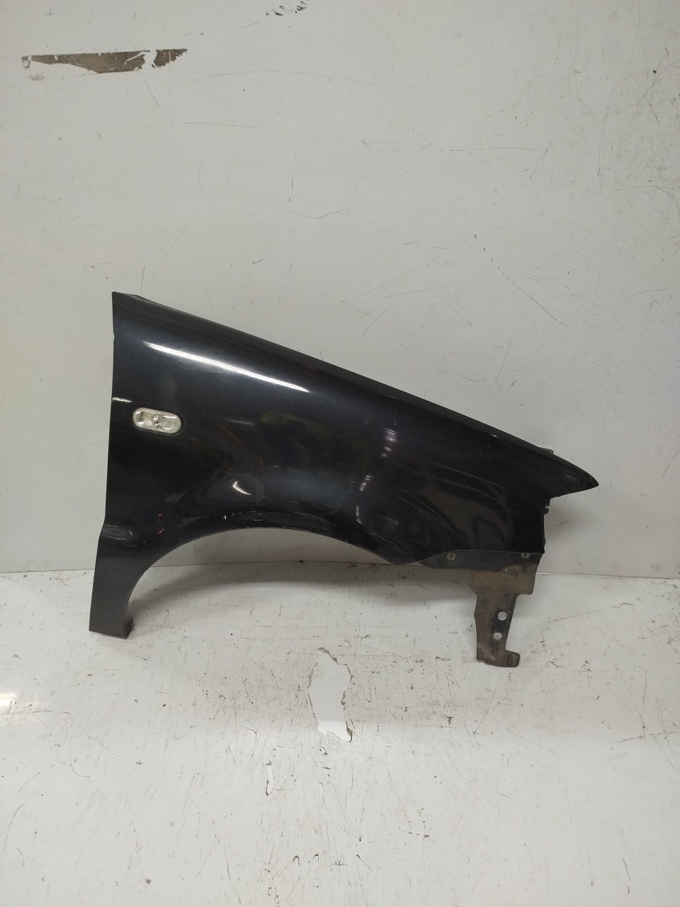 Guarda Lamas Dto VOLKSWAGEN POLO  de 1999 a 2001