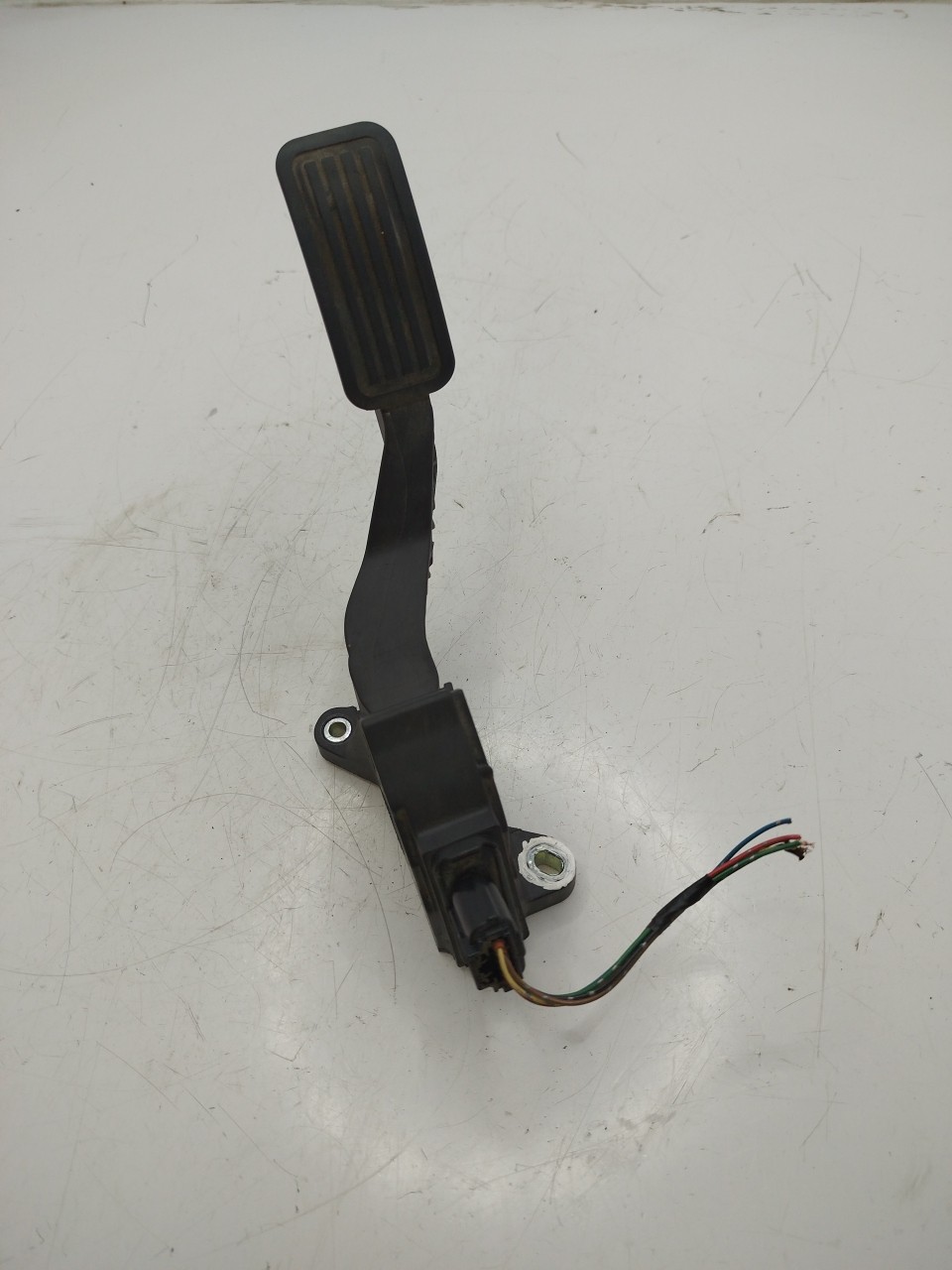 PEDAL ACELERADOR  TOYOTA YARIS  de 2005 a 2014