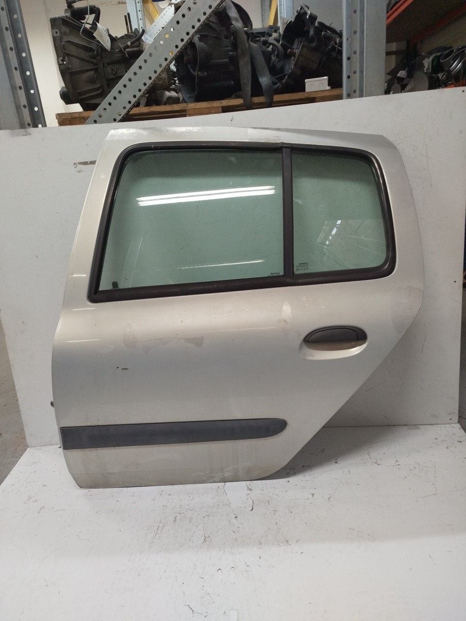 Porta Tras ESQ RENAULT CLIO II  de 1998 a 0