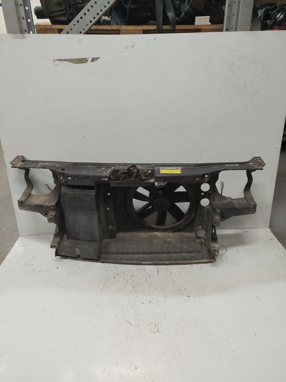 Frente em Fibra ou Chapa VOLKSWAGEN GOLF III  de 1991 a 1998