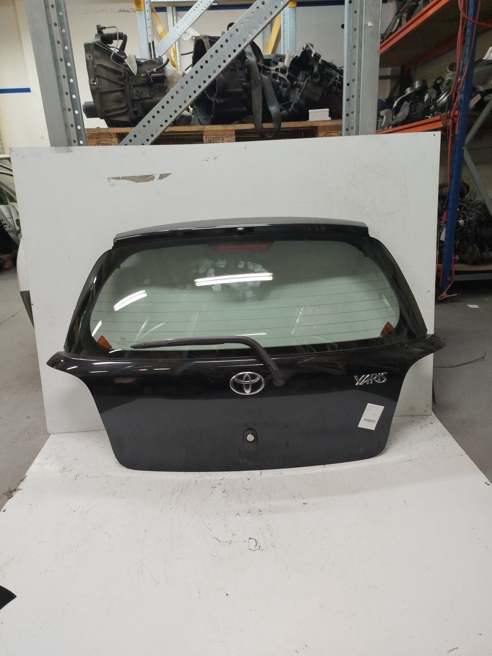 Porta da Mala TOYOTA YARIS  de 1999 a 2005