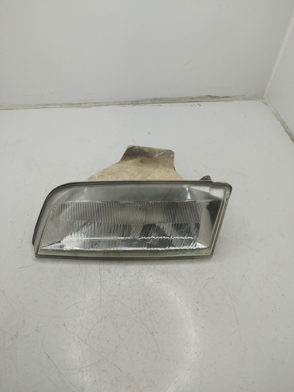Farol/ Otica Dianteiro ESQ CITROEN ZX  de 1991 a 1999