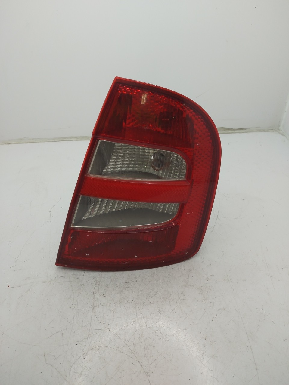 Farolim Stop Dto SKODA FABIA I  de 1999 a 2008