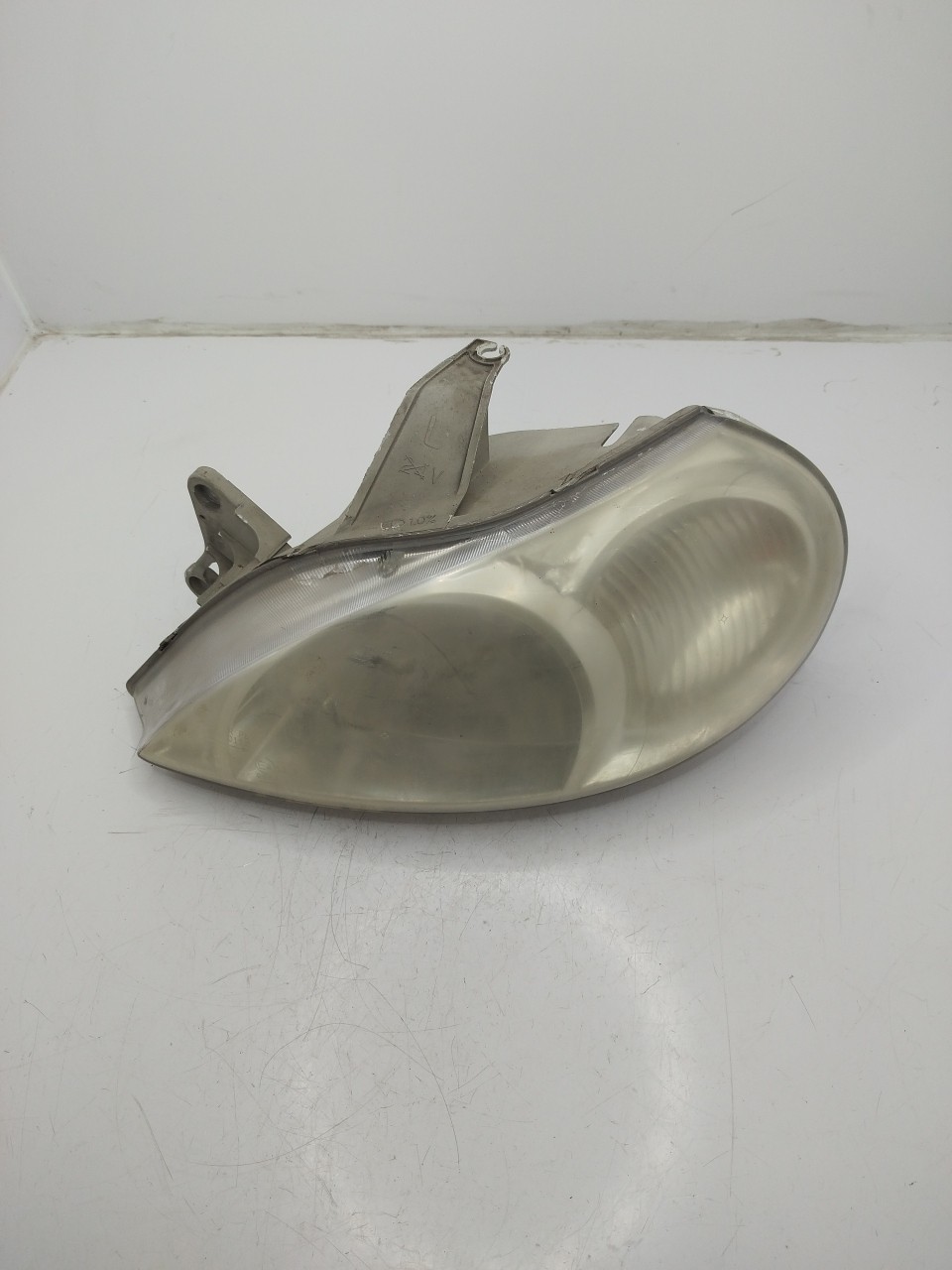 Farol/ Otica Dianteiro ESQ KIA RIO Combi  de 2000 a 2006