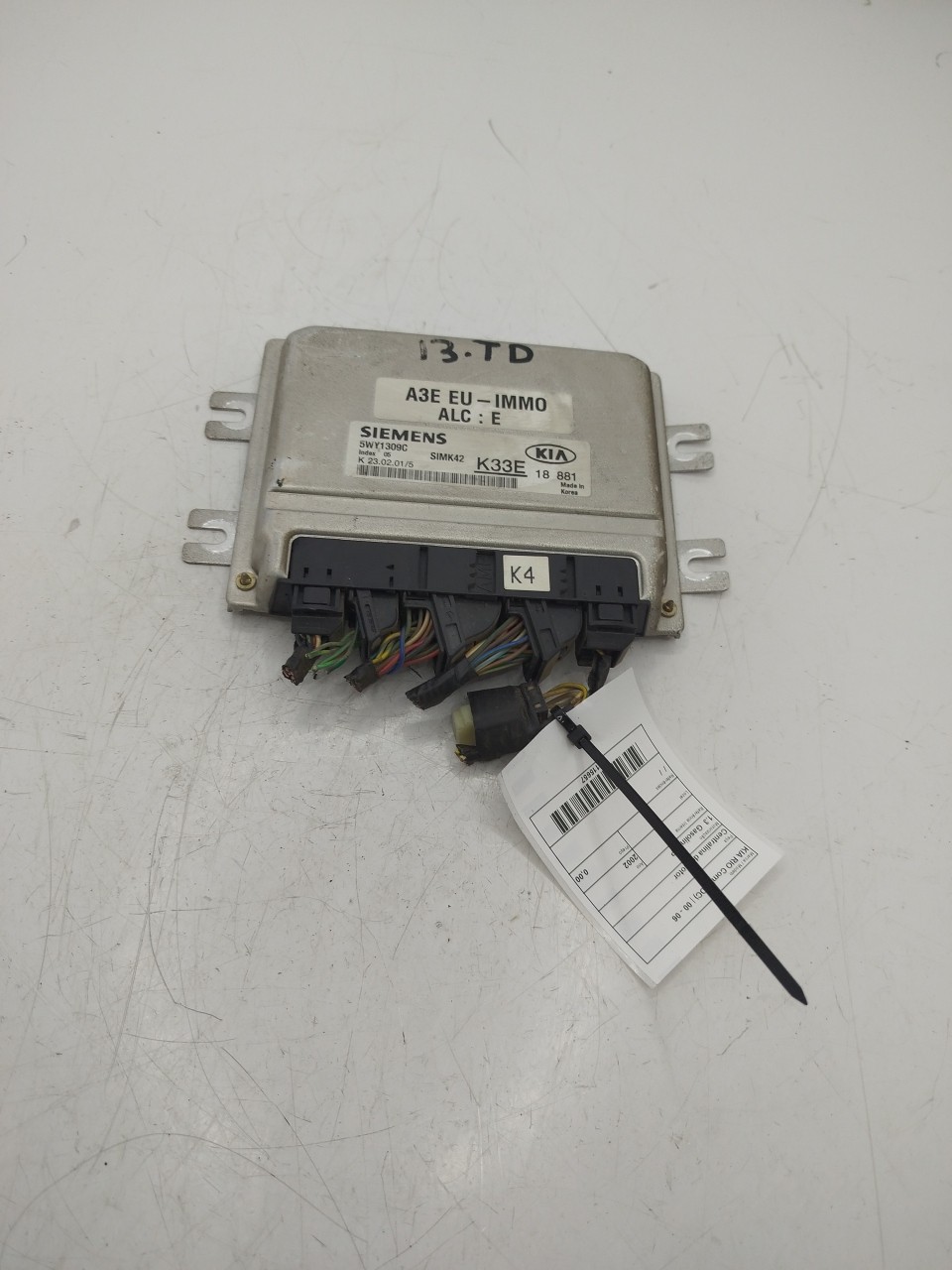 Centralina do Motor KIA RIO Combi  de 2000 a 2006