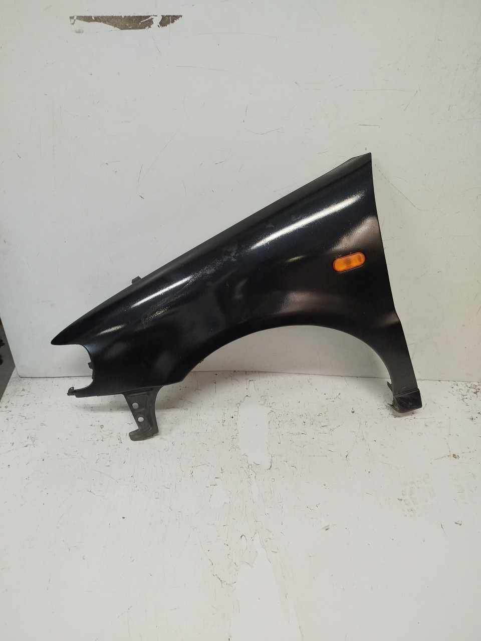Guarda Lamas Esq VOLKSWAGEN POLO  de 1994 a 1999