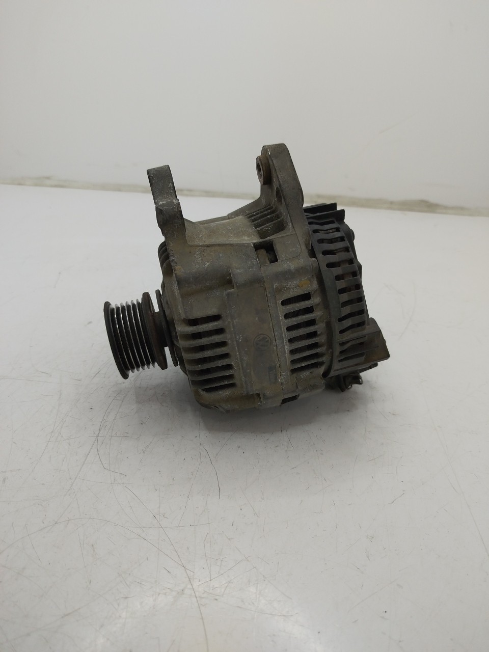 Alternador VOLKSWAGEN POLO  de 1994 a 1999