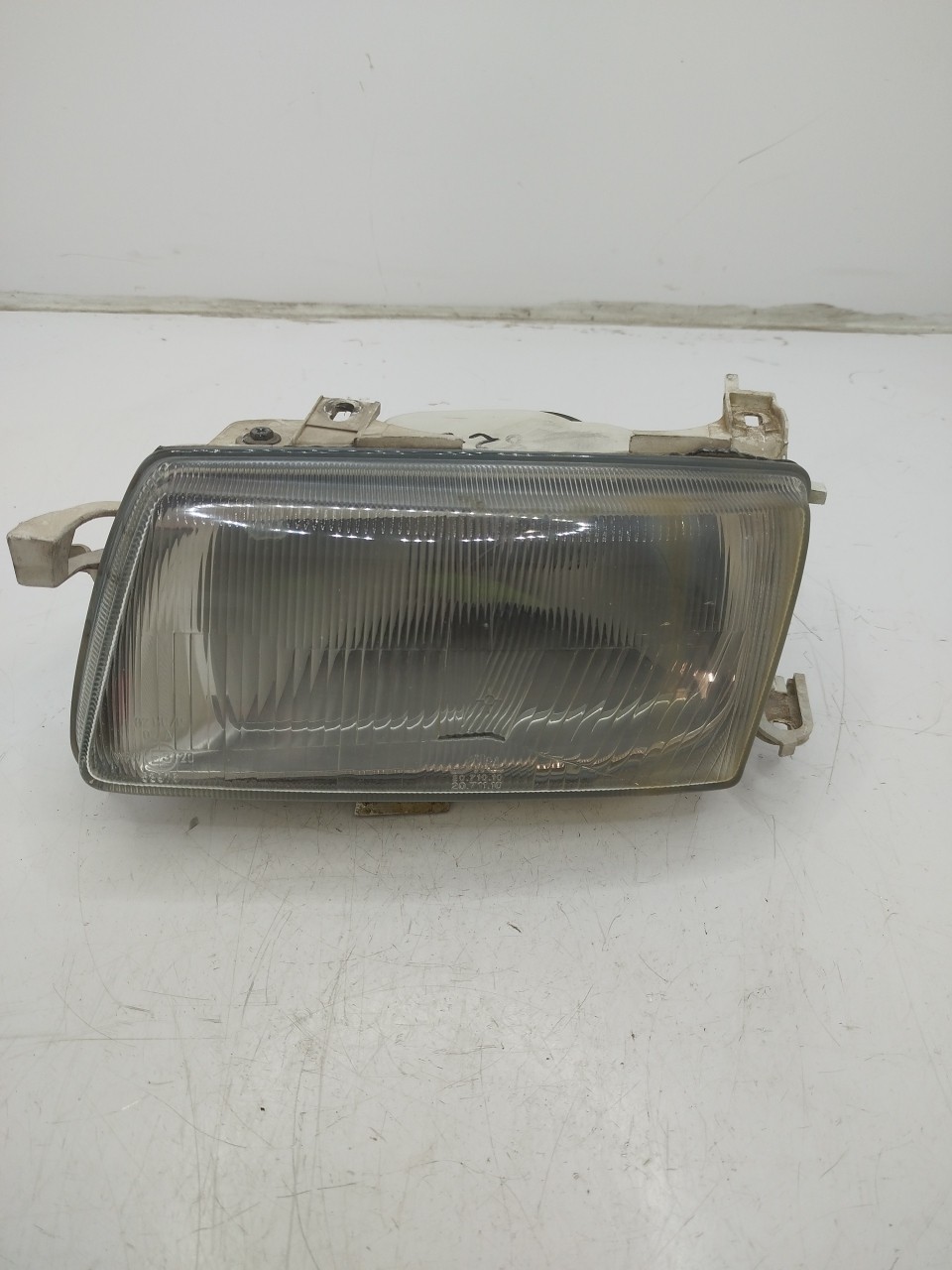 Farol/ Otica Dianteiro ESQ OPEL ASTRA F Cabriolet  de 1993 a 2001